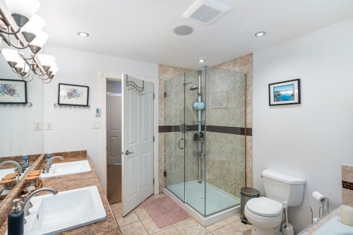 2419 Oranda Avenue, Coquitlam, BC 