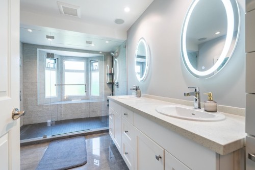 2419 Oranda Avenue, Coquitlam, BC 