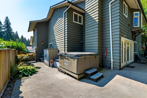 2419 Oranda Avenue, Coquitlam, BC 