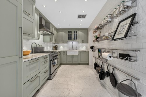 304-1155 Mainland Street, Vancouver, BC 