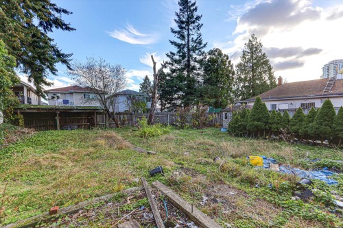 7474 Edmonds Street, Burnaby, BC 