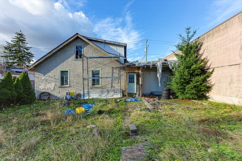 7474 Edmonds Street, Burnaby, BC 