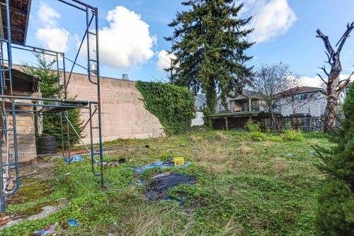 7474 Edmonds Street, Burnaby, BC 