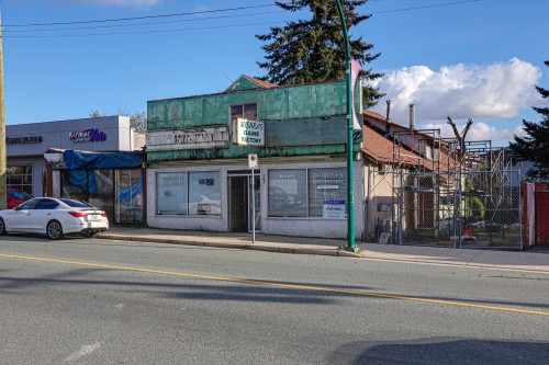7474 Edmonds Street, Burnaby, BC 