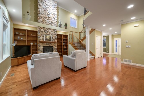 24270 Mcclure Drive, Maple Ridge, BC 