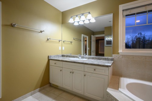 24270 Mcclure Drive, Maple Ridge, BC 