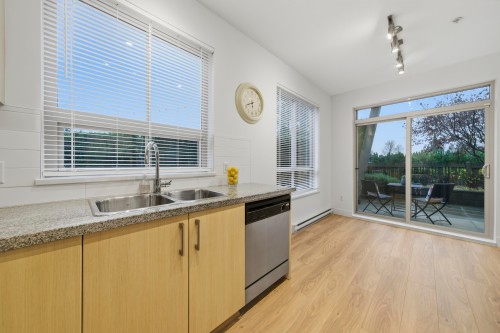 114-3178 Dayanee Springs Boulevard, Coquitlam, BC 