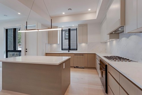 102-1038 Delestre Avenue, Coquitlam, BC 