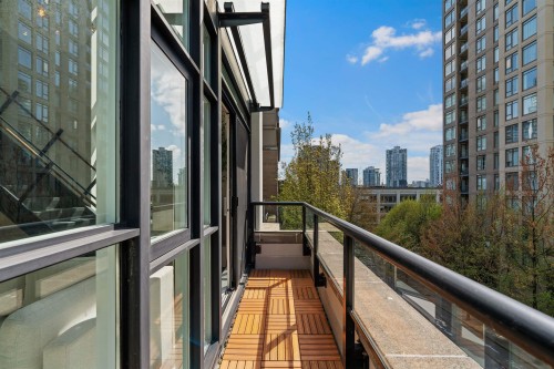 403-988 Richards Street, Vancouver, BC 