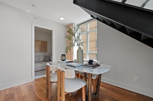 403-988 Richards Street, Vancouver, BC 