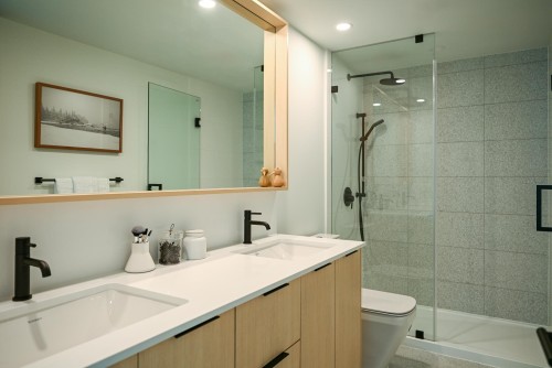 210-2045 Heritage Park Lane, North Vancouver, BC 