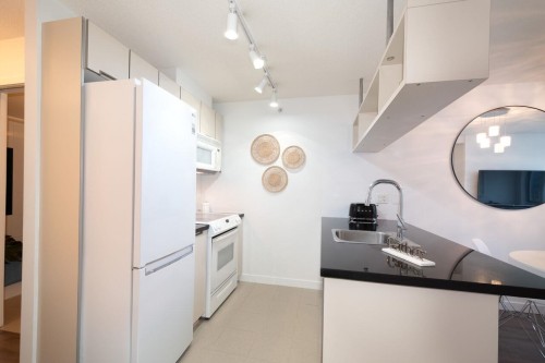 1205-1082 Seymour Street, Vancouver, BC 