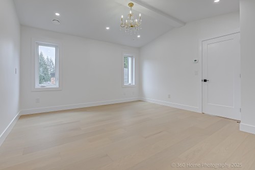 3252 Allan Road, North Vancouver, BC 