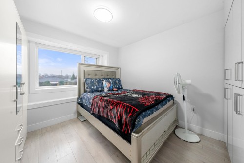 6751 Knight Street, Vancouver, BC 