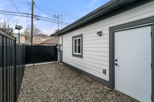 6751 Knight Street, Vancouver, BC 