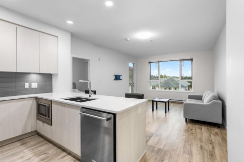 414-621 Regan Avenue, Coquitlam, BC 