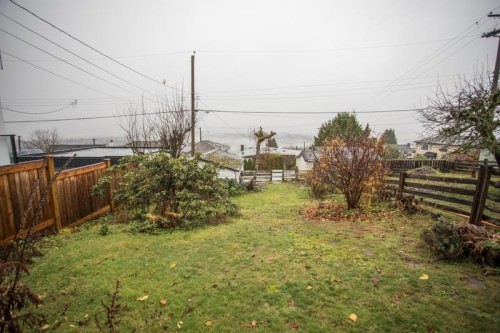 11 Hythe Avenue, Burnaby, BC 