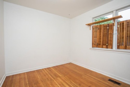 11 Hythe Avenue, Burnaby, BC 