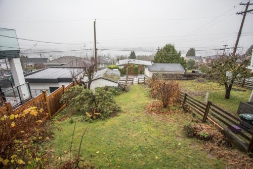 11 Hythe Avenue, Burnaby, BC 