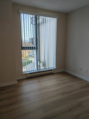 807-8246 Lansdowne Road, Richmond, BC 