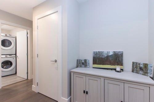 202-1870 Dowad Drive, Squamish, BC 