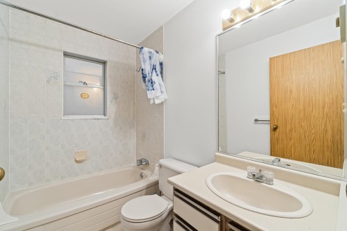 3529 Napier Street, Vancouver, BC 