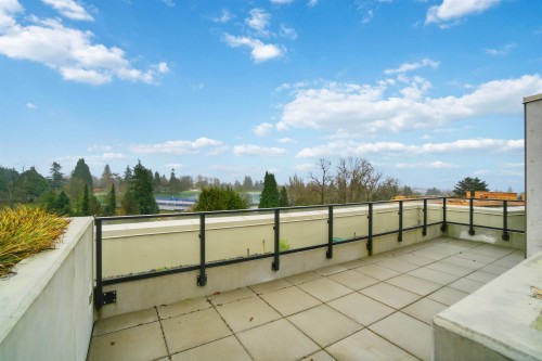 608-5212 Cambie Street, Vancouver, BC 