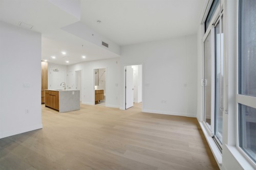 608-5212 Cambie Street, Vancouver, BC 