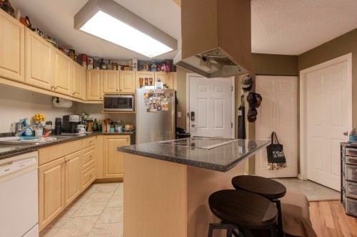 B109-40120 Willow Crescent  Squamish, BC V8B 0L7