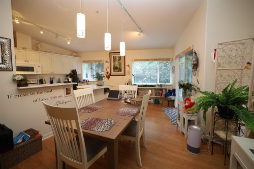 312-1585 Field Road, Sechelt, BC 