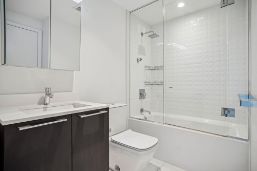 503-4638 Gladstone Street, Vancouver, BC 