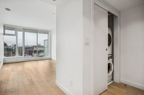 503-4638 Gladstone Street, Vancouver, BC 