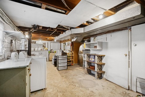 2258 Kitchener Street, Vancouver, BC 