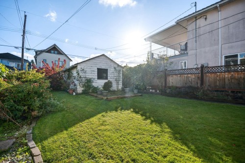 2258 Kitchener Street, Vancouver, BC 