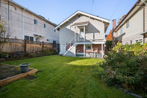 2258 Kitchener Street, Vancouver, BC 