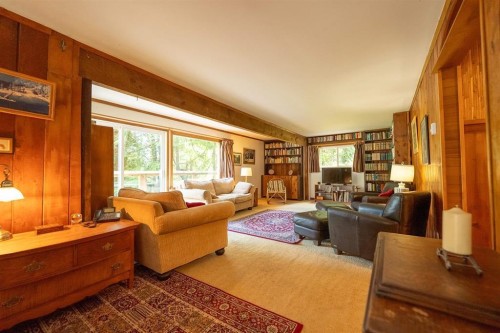 22 Brighton Beach, North Vancouver, BC 