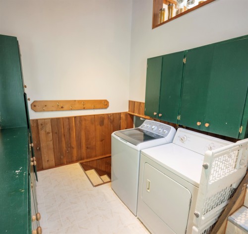 22 Brighton Beach, North Vancouver, BC 