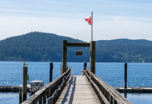 22 Brighton Beach, North Vancouver, BC 