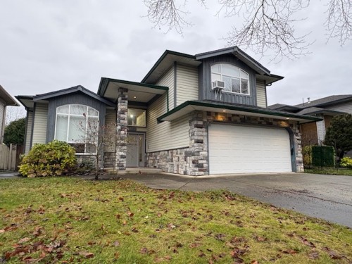 23923 121 Ave Avenue, Mackenzie, BC 