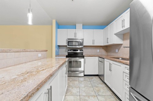 Ph4-1519 Grant Avenue, Port Coquitlam, BC 