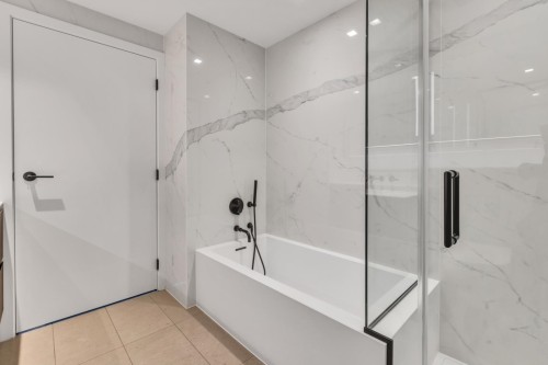 150X-620 Cardero Street, Vancouver, BC 