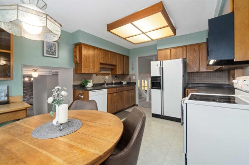 814 Kelvin Street, Coquitlam, BC 