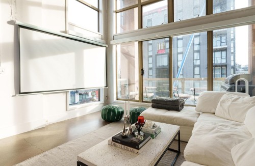 511-1529 6Th Avenue W, Vancouver, BC 