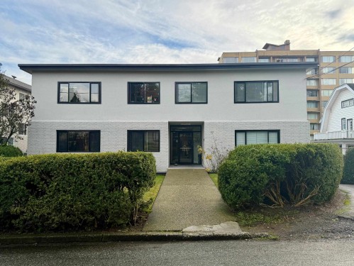 201-228 Manitoba Street, New Westminster, BC 