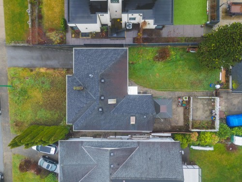 8255 18Th Avenue, Burnaby, BC 