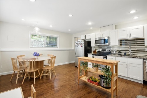 4938 Redonda Drive, North Vancouver, BC 