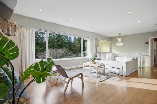 4938 Redonda Drive, North Vancouver, BC 