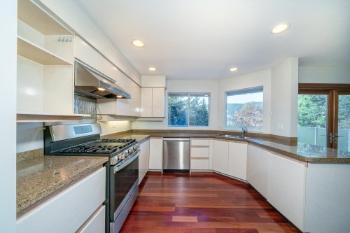 5456 Keith Road, West Vancouver, BC 