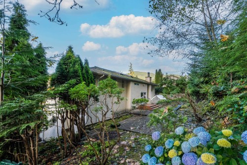 5456 Keith Road, West Vancouver, BC 