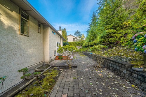 5456 Keith Road, West Vancouver, BC 